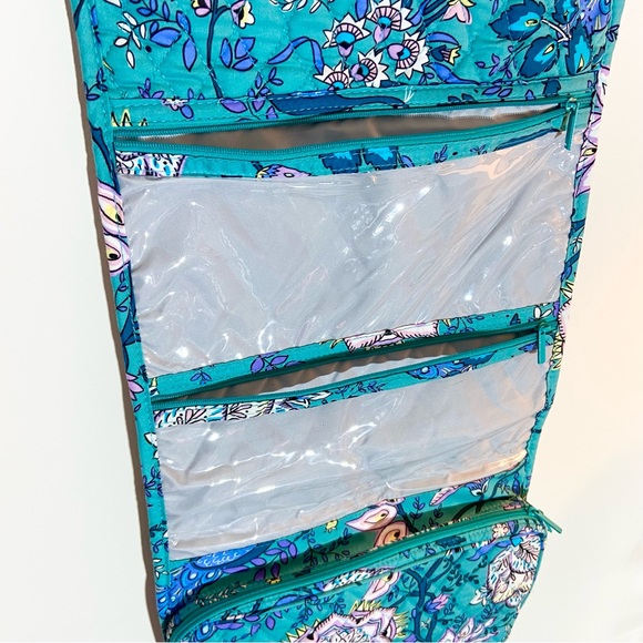 Vera Bradley hanging organizer - Picture 5 of 13